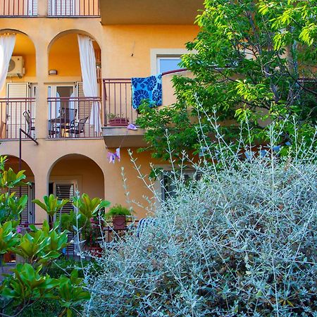 Seaside Gateway Apartment Kastela Luaran gambar