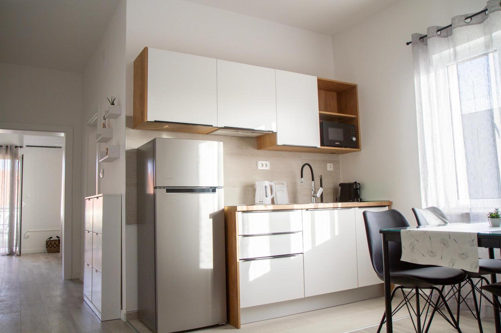 Seaside Gateway Apartment Kastela Luaran gambar