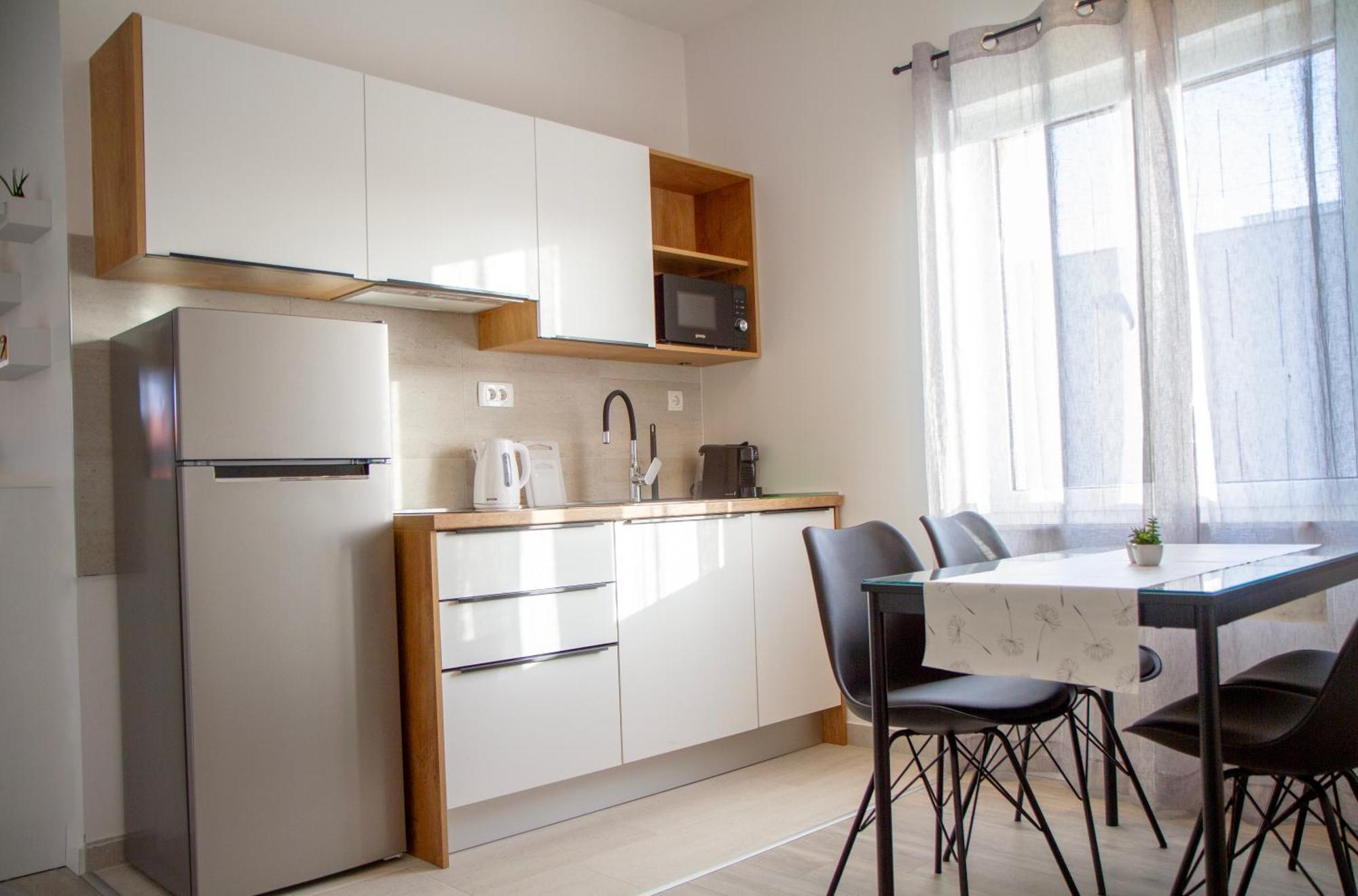 Seaside Gateway Apartment Kastela Luaran gambar