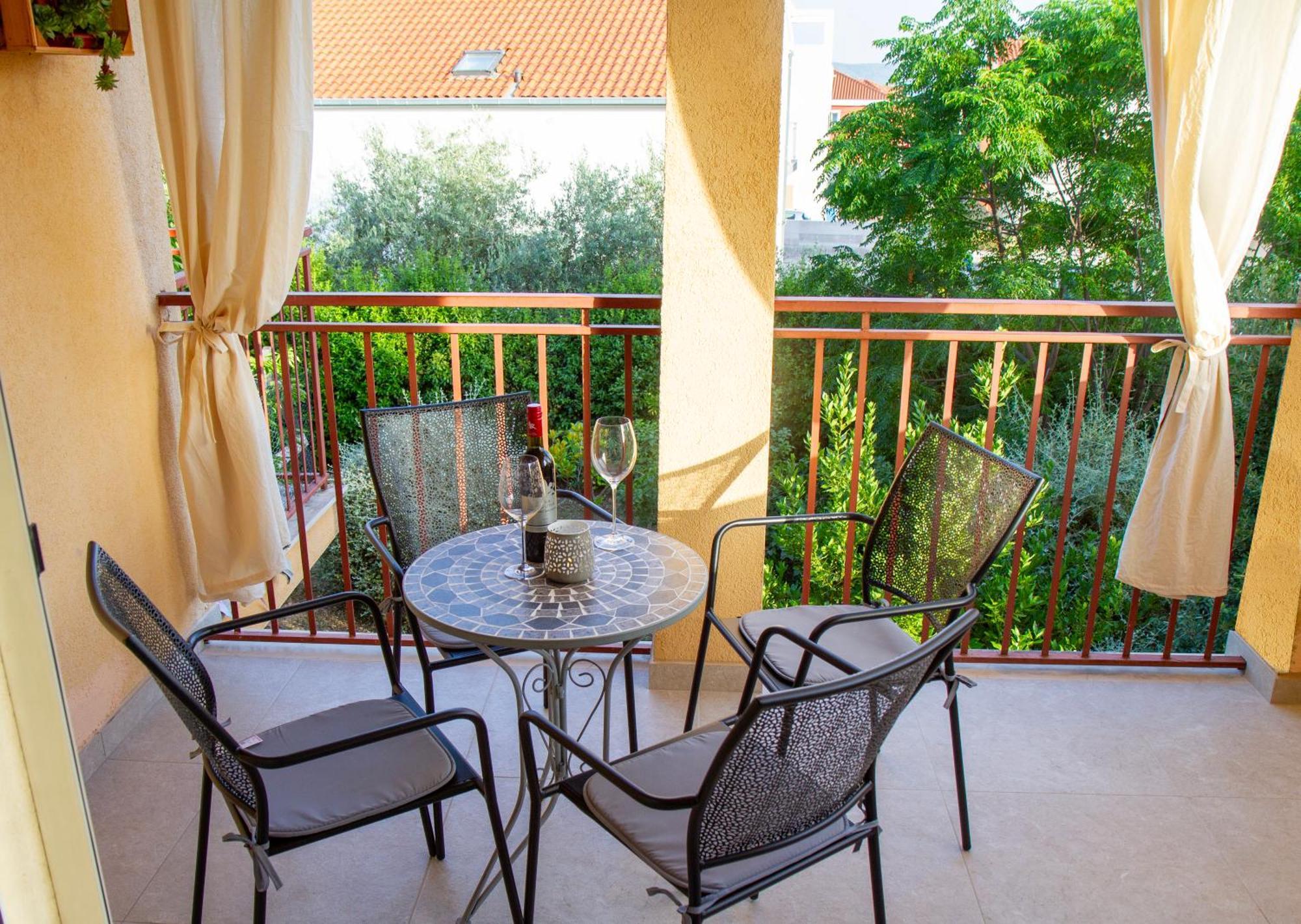 Seaside Gateway Apartment Kastela Luaran gambar